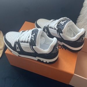 Louis Vuitton Trainers size 37.5 or 7.5